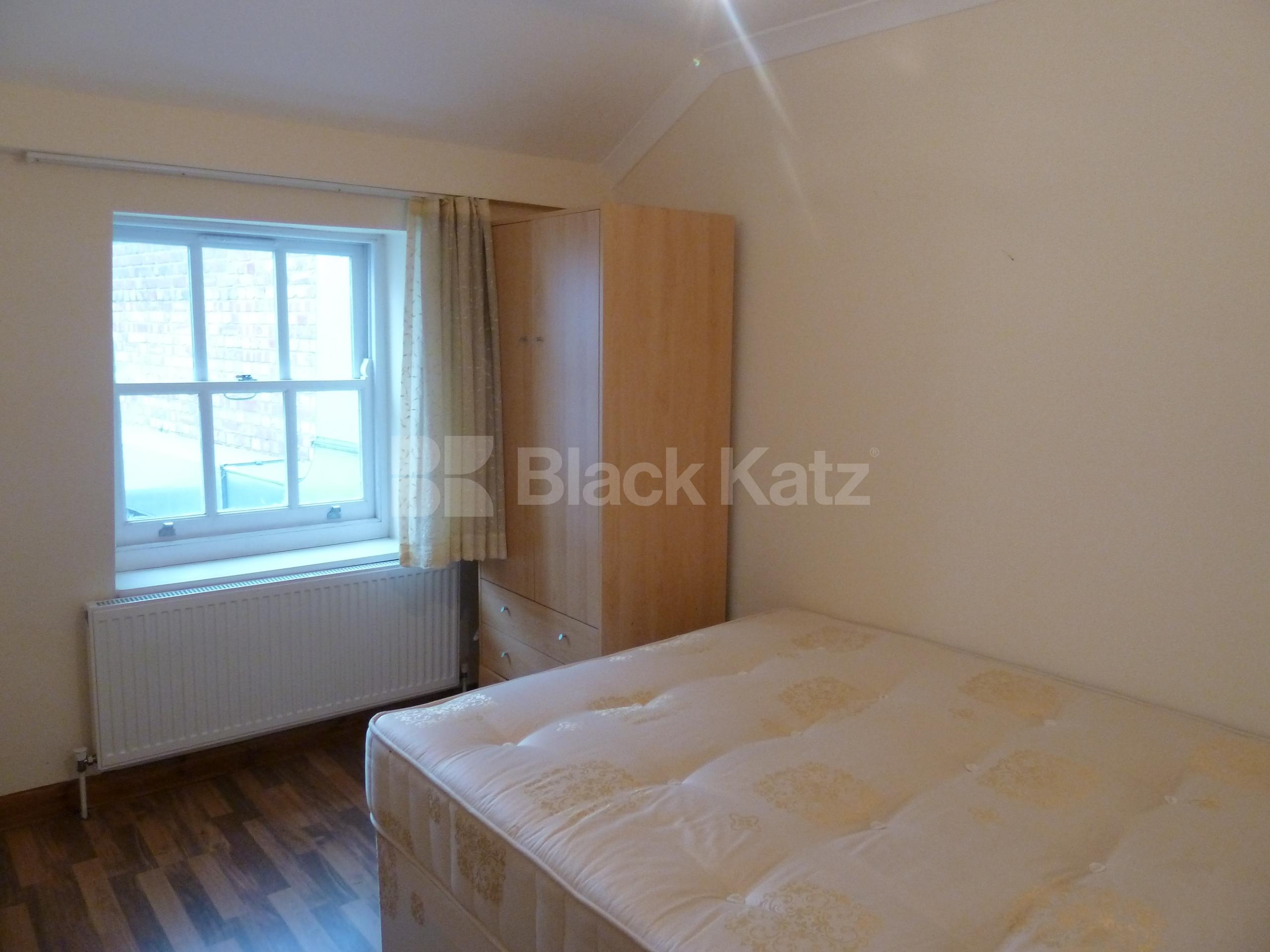 			NEW INSTRUCTION , 1 Bedroom, 1 bath, 1 reception Flat			 OLD STREET EC1V 9BD, OLD STREET   EC1V